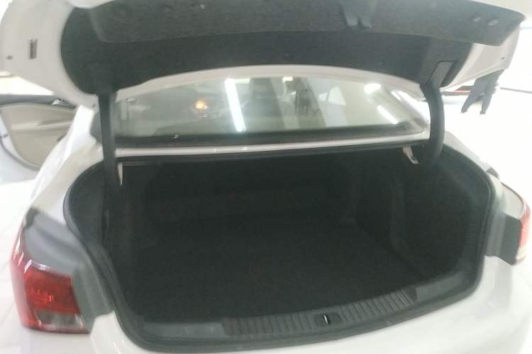 Used Buick Verano 2019 Sedan 15S Automatic Leading Model
