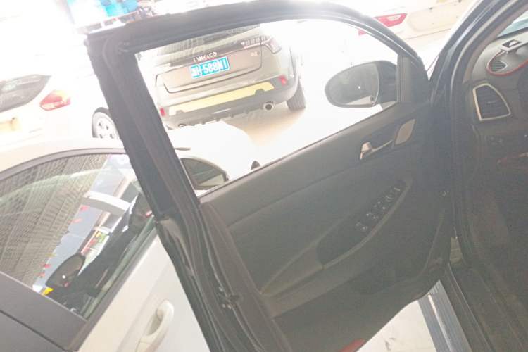 Used Hyundai Tucson 2020 280TGDi Two-Wheel-Drive GLS Fashion Edition China VI Standard
