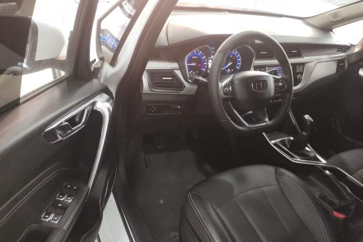 Used Geely Auto Vision X3 2019 Upgraded Model 1.5L Manual Elite Version