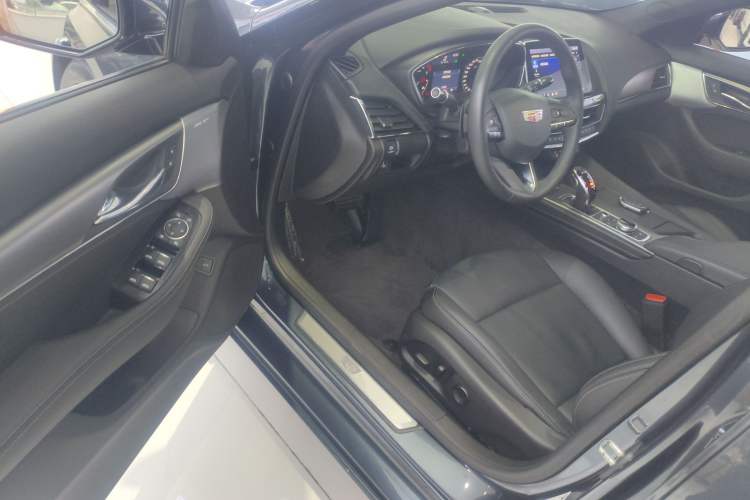 Used Cadillac CT5 2021 Revised 28T Luxury Version
