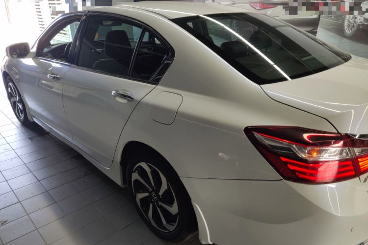 Used Honda Accord 2016 2.4L Luxury Edition
