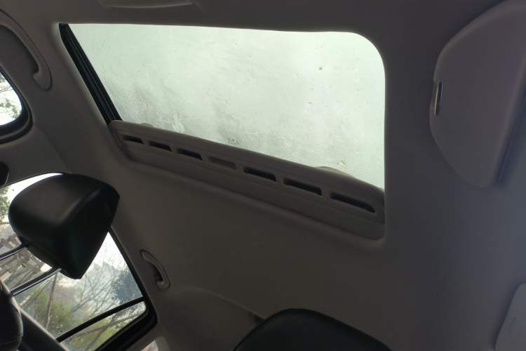 Used Volkswagen Gran Lavida 2013 1.6L Automatic Comfort Model