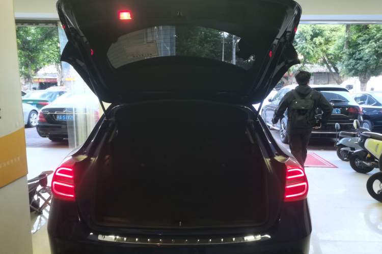 Used Mercedes-Benz GLA 2016 GLA 200 Blue Edition
