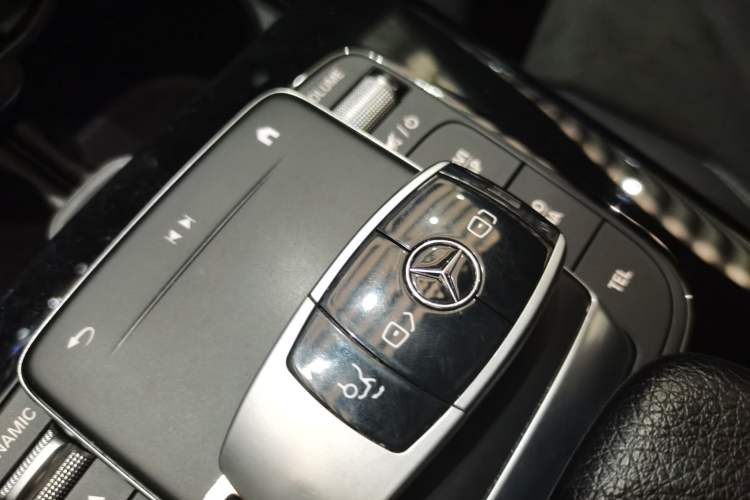 Used Mercedes-Benz A-Class 2021 A 200 L Sport Sedan Fashion Model
