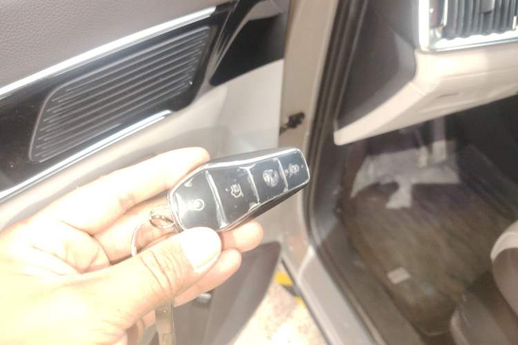 Used BYD Song PLUS New Energy 2025 EV Intelligent Driving Version 520km Premium Model
