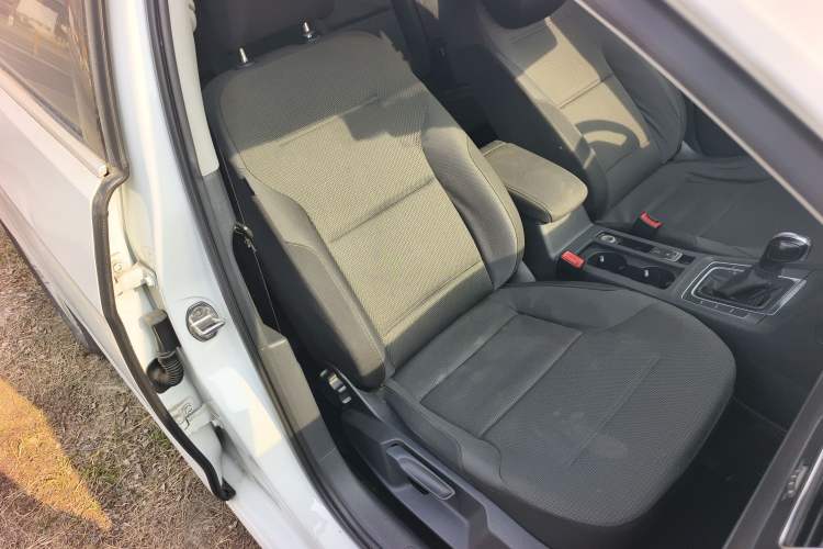 Used Volkswagen Golf 2016 1.6L Automatic Comfort Model
