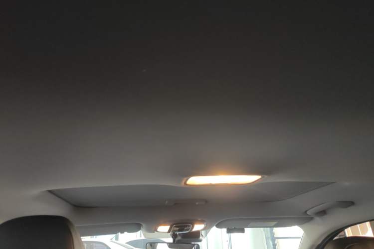 Used Hyundai Elantra 2023 1.5L CVT LUX Prestige Edition