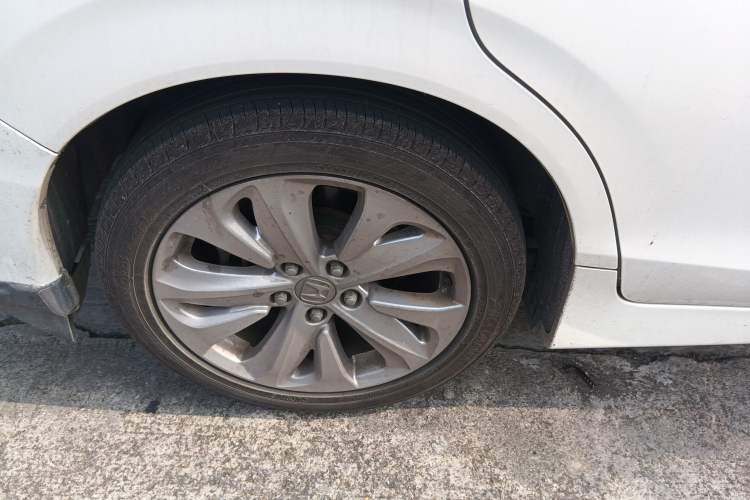 Used Honda Jade 2017 1.8L automatic Comfort version 5 seats
