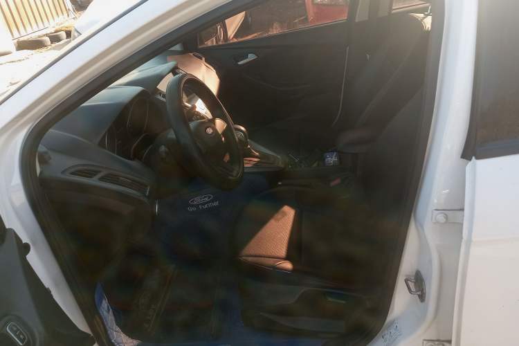 Used Ford Focus 2015 Hatchback 1.6L Automatic Comfort Model
