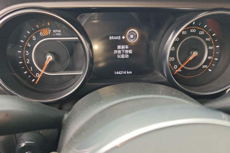 Used Jeep Wrangler 2018 2.0T Sahara Two-Door Edition