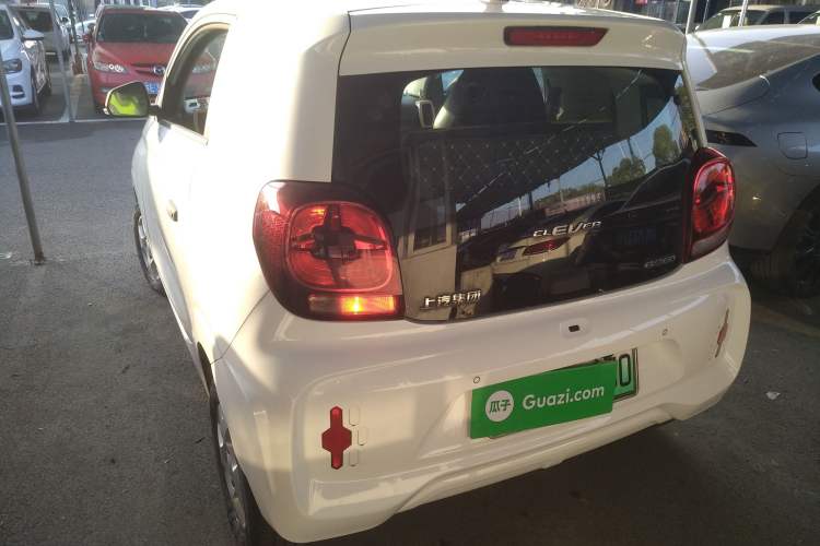 Used Roewe Clever 2021 302 km New Four-Seater Super-Efficient Version