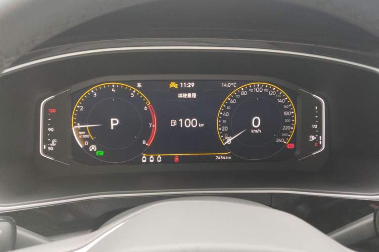 Used Volkswagen Tharu 2025 NewRui 300TSI Prestige Edition
