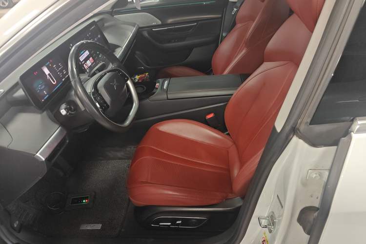 Used XPeng P7 2022 670E+