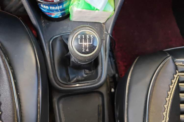 Used Volkswagen Polo 2013 1.6L Manual Comfort Edition
