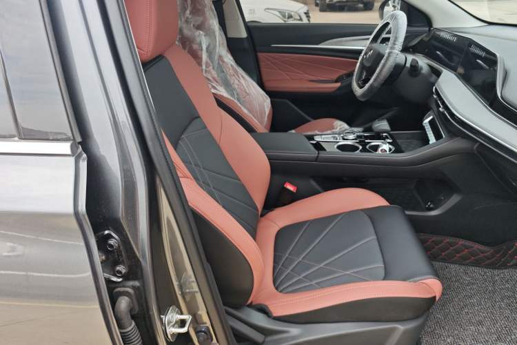 Used Changan Eado 2024 PLUS Blue Whale NE 1.4T GDI DCT High-Energy Edition
