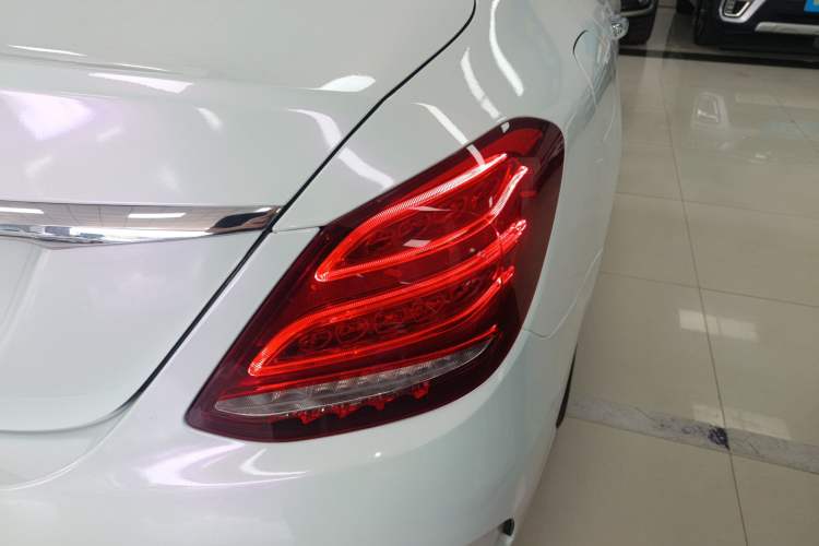 Used Mercedes-Benz C-Class 2017 Facelift C 200 L Sport Edition
