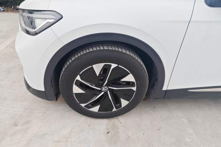 Used Volkswagen ID.4 CROZZ 2025 Pure Edition
