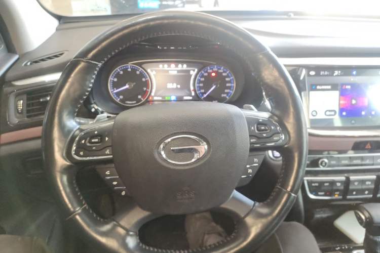 Used GAC Trumpchi GS8 2017 320T Four-Wheel Drive Luxury Smart Connectivity Version (7 Seats)
