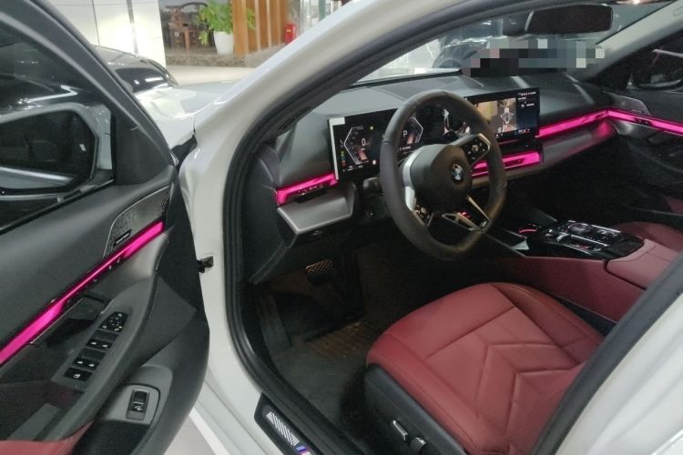 Used BMW 5 Series 2024 530Li Leading Model M Sport Package