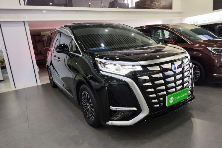 Used Denza D9 2024 DM-i 1050 Luxury Model