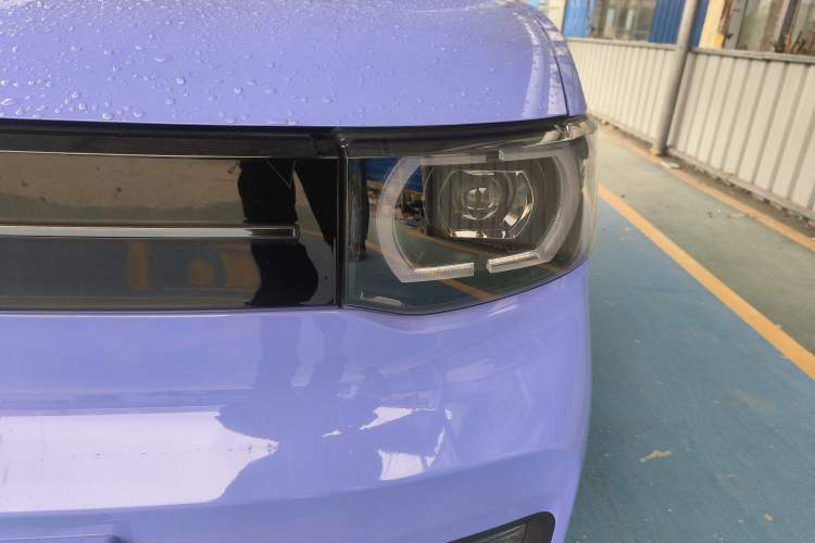 Used Wuling Hongguang MINIEV 2022 Macaron Colorful Edition Lithium-Ion Battery
