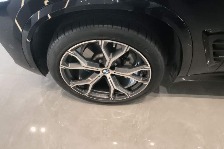 Used BMW X5 2023 xDrive 30Li Luxury M Sport Night Edition Package