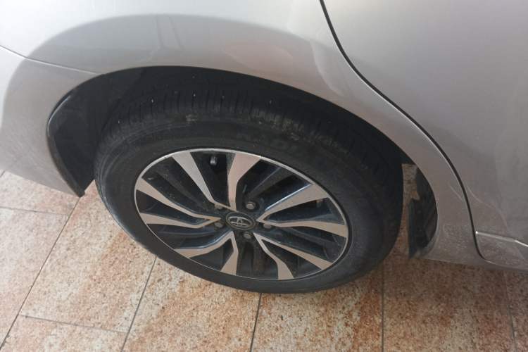 Used Toyota Corolla 2018 Dual-Engine 1.8L E-CVT Smart Edition