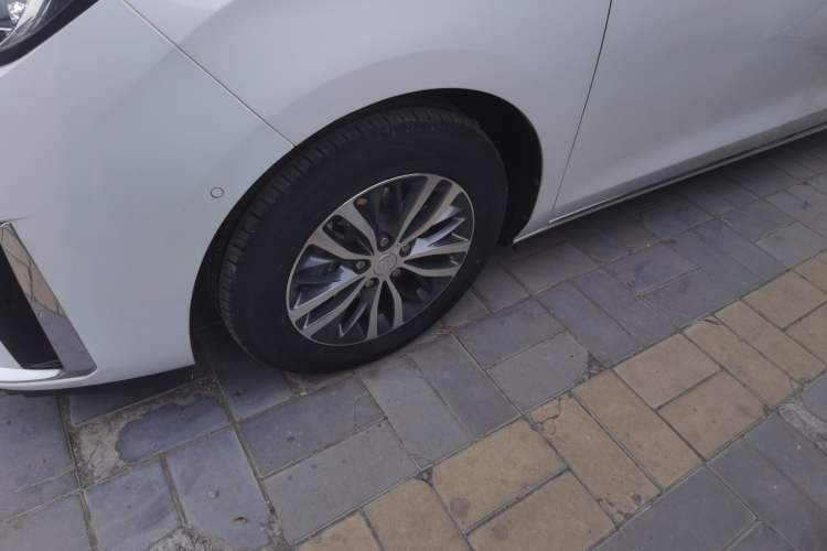 Used Buick GL8 2023 ES Lu Zun Deluxe Model
