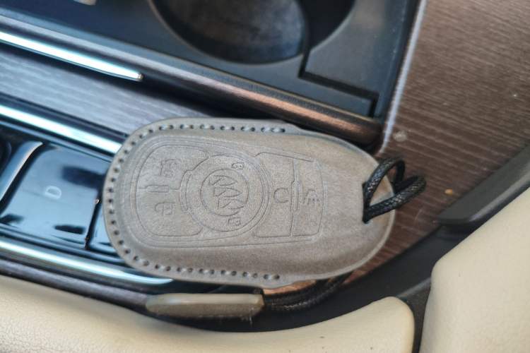 Used Buick Enclave 2020 28T All-Wheel Drive Avenir
