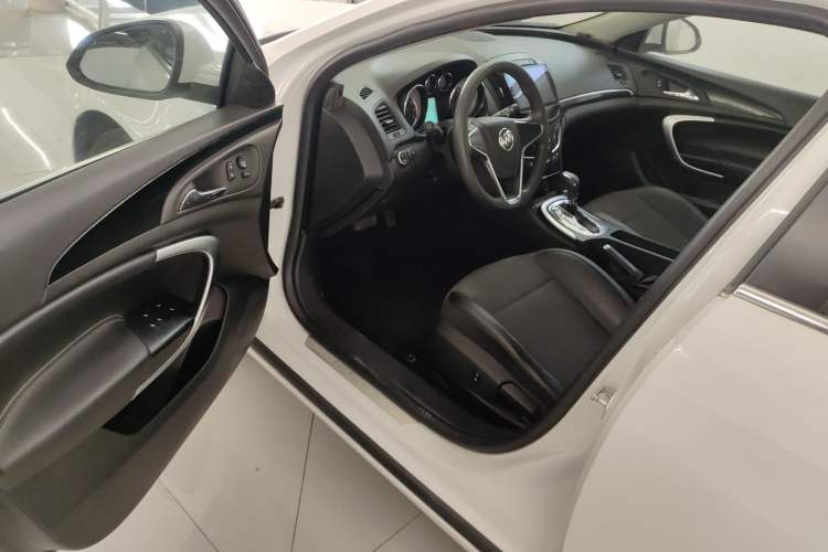 Used Buick Regal 2015 1.6T Leading Technology Model
