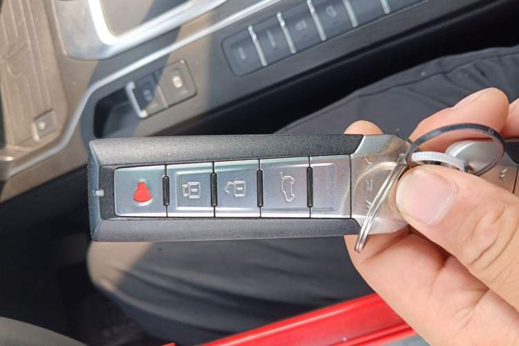 Used Wey VV6 2021 2.0T Two-Wheel Drive Smart Plus
