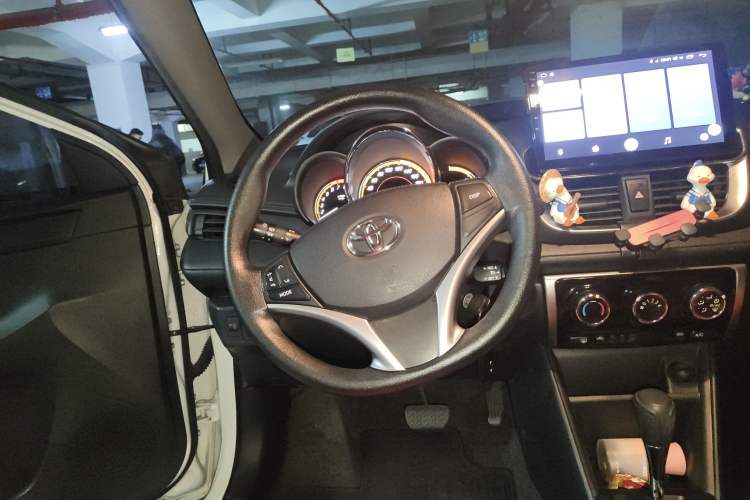 TDK.VehicleDetails.img