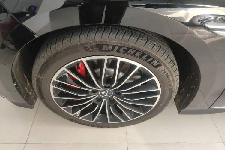 Used BYD Han 2025 EV with 701 km of Laser Radar-Enabled Intelligent Driving
