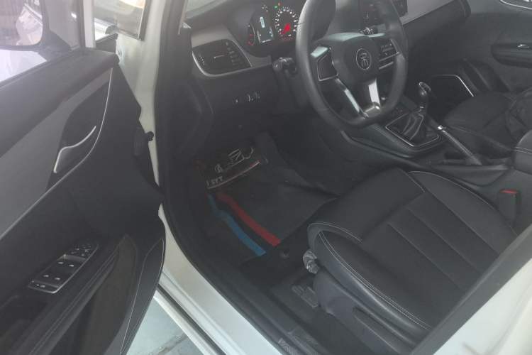 Used BYD Song MAX 2021 Upgraded Model 1.5T Manual Luxury 7-Seater
