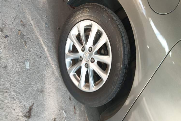 Used Buick GL6 2018 18T 6-Seater Luxury Model
