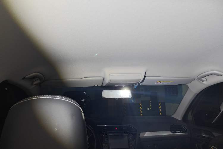 Used Volkswagen Tiguan L 2018 330TSI Automatic Two-Wheel Drive Comfort Edition