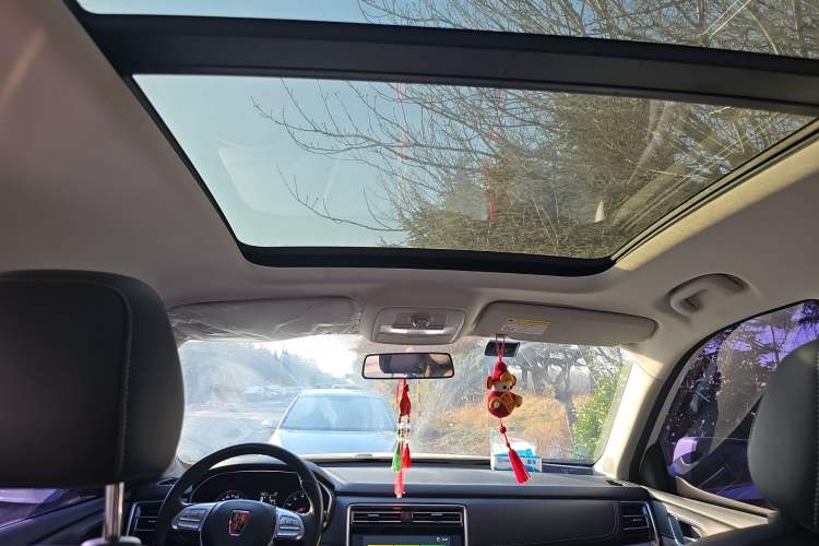 Used Roewe RX8 2019 30T Two-Wheel Drive Supreme Flagship Edition
