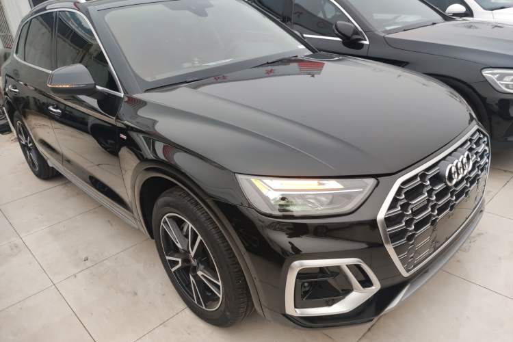 Used Audi Q5L 2023 40T Fashionable and Dynamic Edition

