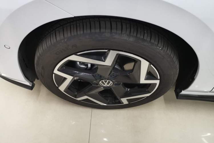 Used Volkswagen Golf 2025 300TSI R-Line