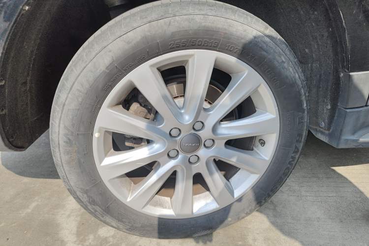 Used Haval H8 2015 2.0T Two-Wheel Drive Luxury Edition