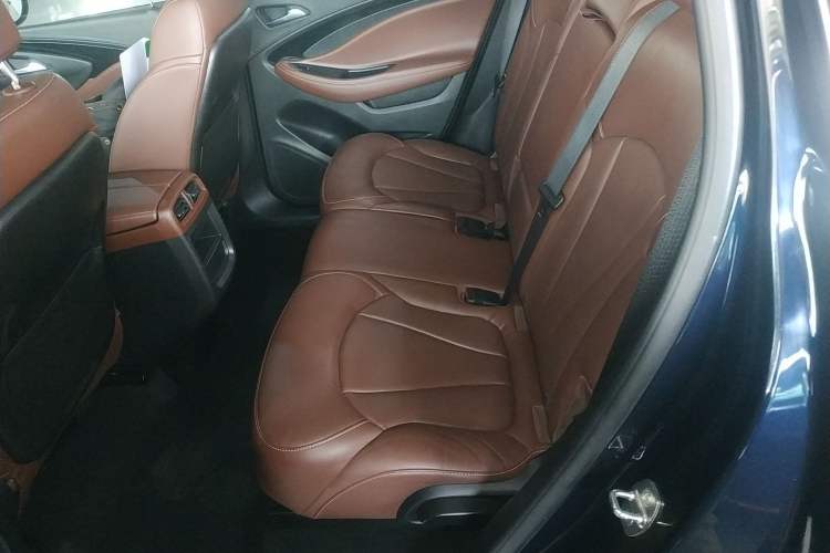 Used Buick Envision 2020 20T Two-Wheel Drive Luxury Model
