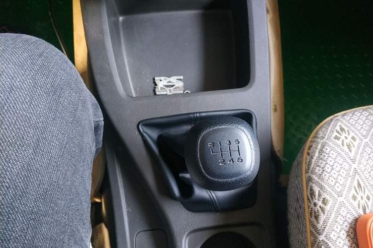 Used Wuling Rongguang V 2019 1.5L Standard Version China VI LAR
