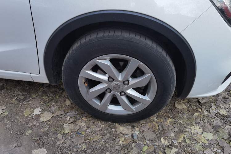 Used Baojun 310W 2017 1.5L Manual Fashion Model China V