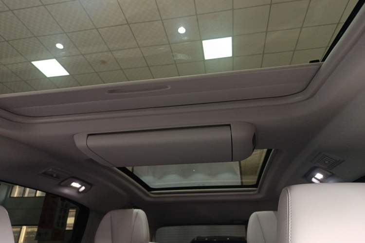 Used Buick GL8 2025 Lu Zun Deluxe Edition
