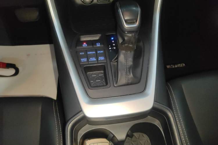 Used Toyota Wildlander 2022 2.0L CVT Four-Wheel Drive Luxury Edition
