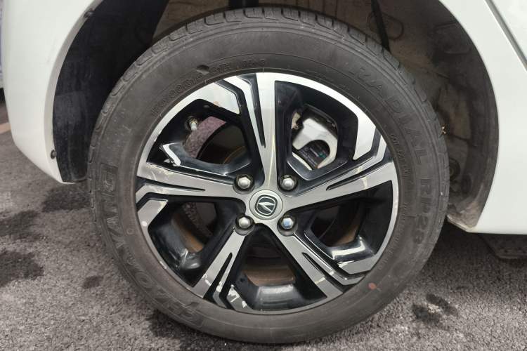 Used Oshan Benni E-Star 2022 Qingxin Edition Colorful Model Lithium Iron Phosphate