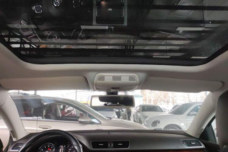 Used Volkswagen Magotan 2012 Travel Edition 2.0 TSI Comfort Version