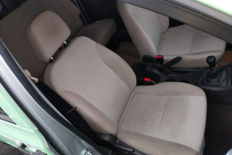 Used Wuling Hongguang V 2022 1.5L Jingqu Version Hydraulic Power Steering LAR
