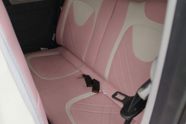 Used Wuling Hongguang MINIEV 2022 Macaron Premium Model – Lithium Iron Phosphate
