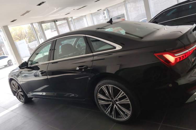 Used Audi A6L 2025 45 TFSI Prestige Dynamic Edition + Ventilated Comfort Package